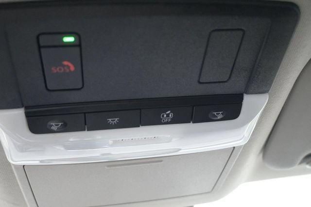 Used 2025 Nissan Sentra SV FWD image 38