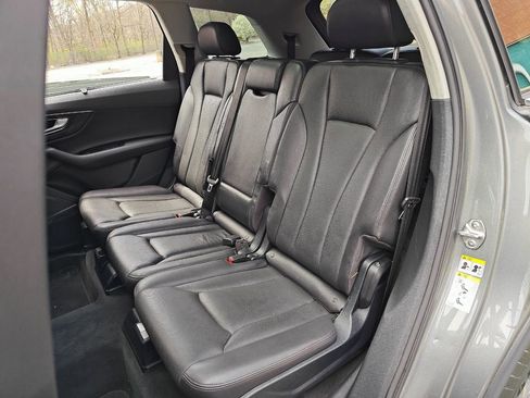 Used 2017 Audi Q7 3.0T Prestige w/ Prestige Package image 6