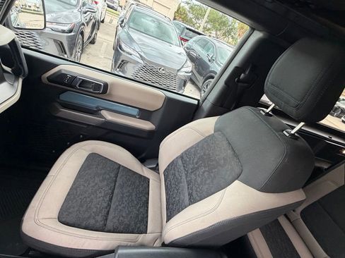 Used 2023 Ford Bronco Wildtrak AWD/4WD image 19