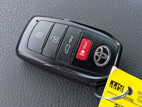 Used 2025 Toyota Camry SE FWD image 28