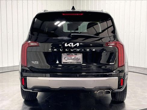 Used 2025 Kia Telluride S image 4