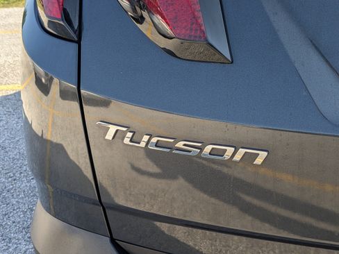 Used 2024 Hyundai Tucson SEL FWD image 13