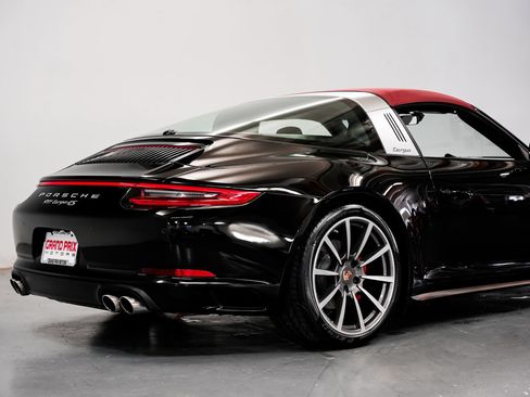 Used 2018 Porsche 911 Targa 4S AWD/4WD image 36