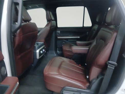 Certified 2024 Ford Expedition Limited image 23
