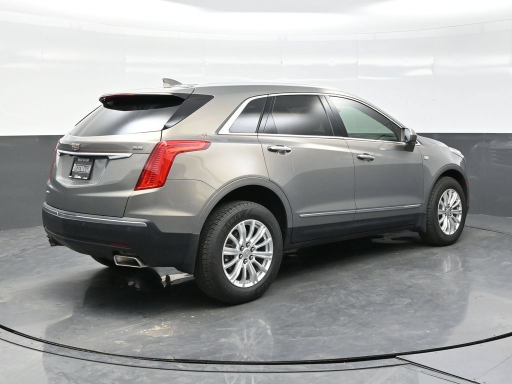 Used 2019 Cadillac XT5 AWD image 7