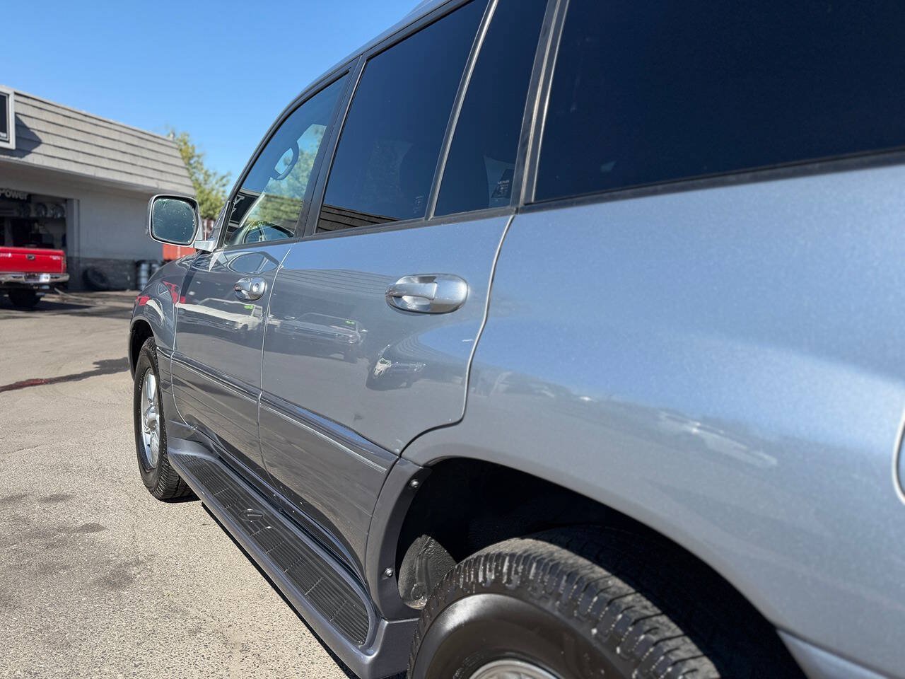 Used 2004 Lexus LX 470 4WD image 7