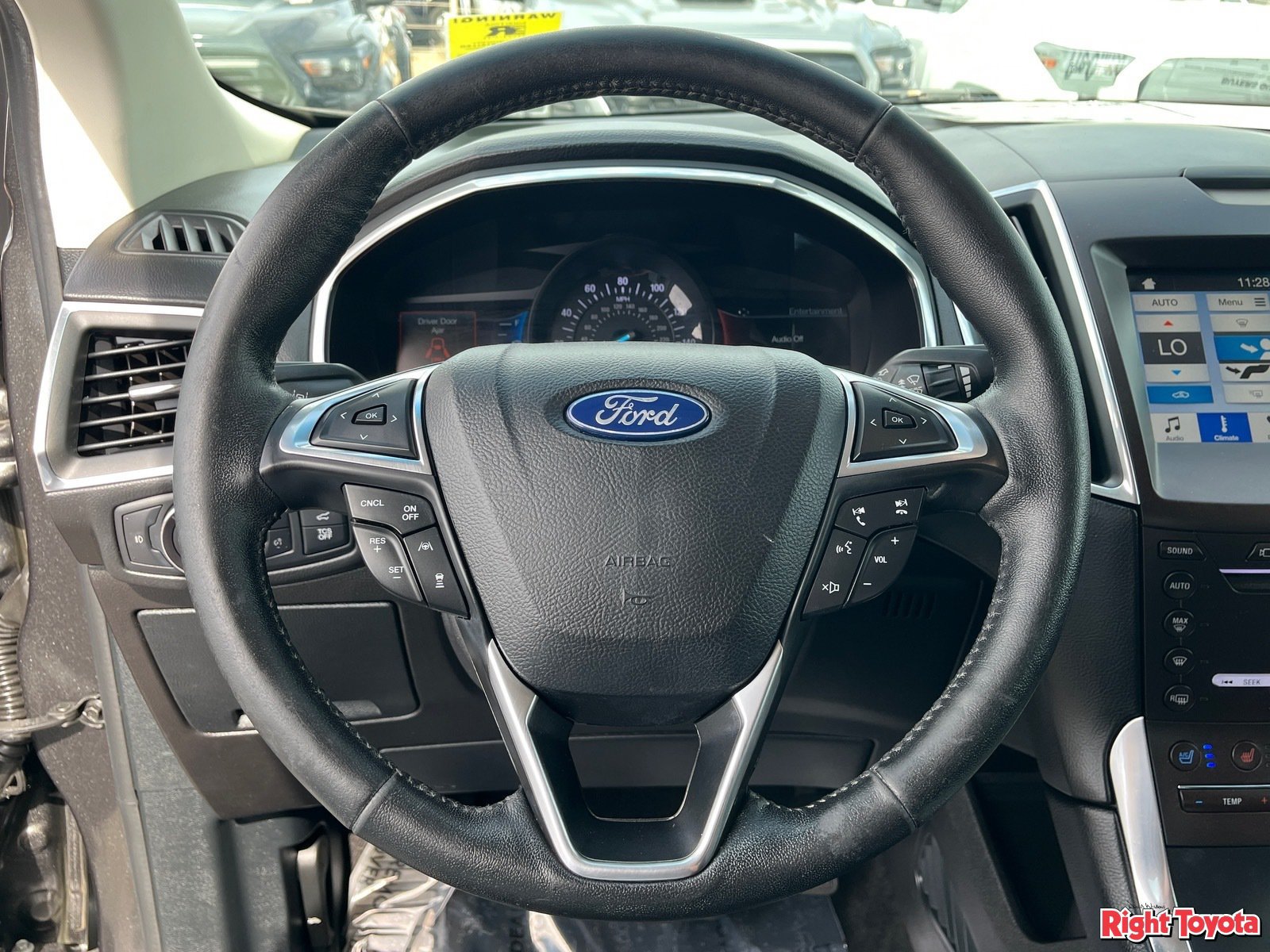 Used 2019 Ford Edge Titanium w/ Equipment Group 301A FWD image 21