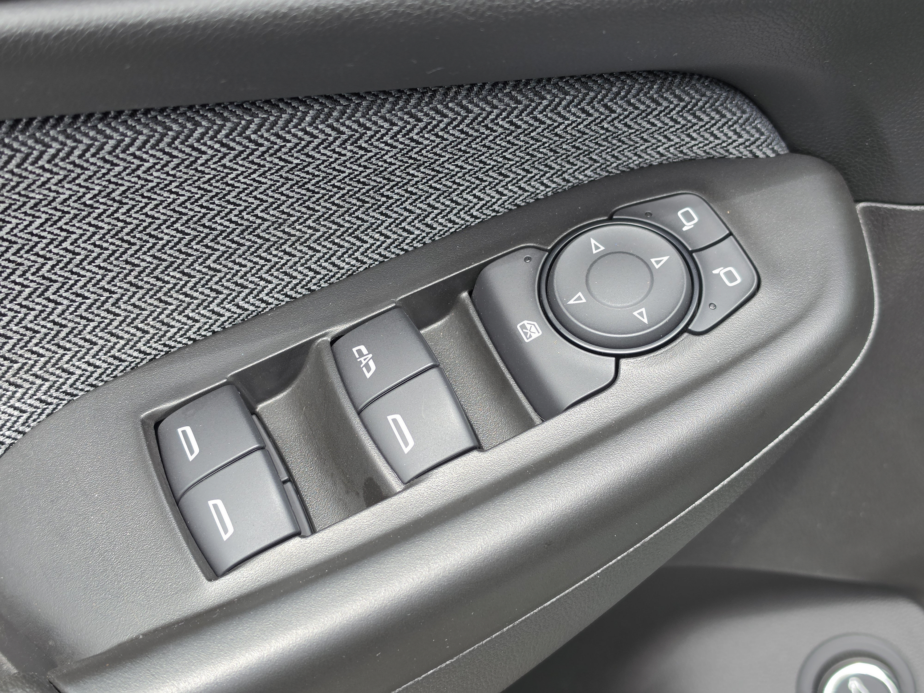 Used 2025 Chevrolet TrailBlazer LT w/ Convenience Package FWD image 24