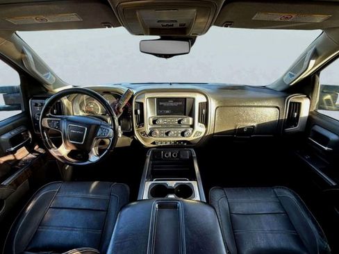 Used 2015 GMC Sierra 3500 Denali w/ Duramax Plus Package image 10