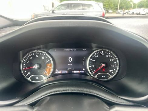 Used 2022 Jeep Renegade Altitude w/ Convenience Group AWD/4WD image 30