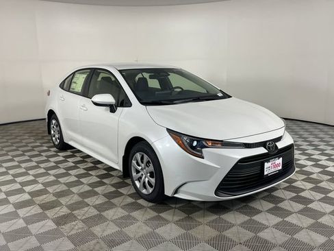 New 2026 Toyota Corolla LE FWD image 10