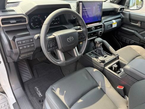 Used 2026 Toyota 4Runner Limited AWD/4WD image 13