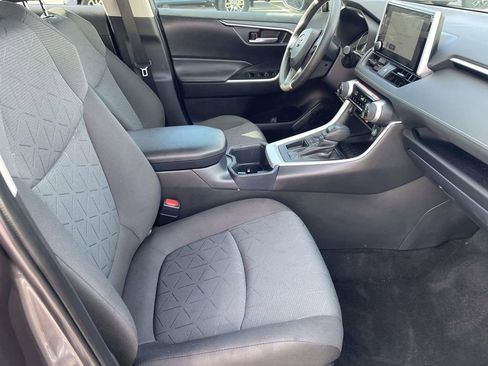 Used 2025 Toyota RAV4 XLE w/ Convenience Package image 48