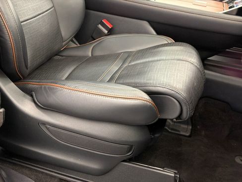 Certified 2023 Lincoln Navigator Black Label AWD/4WD image 14