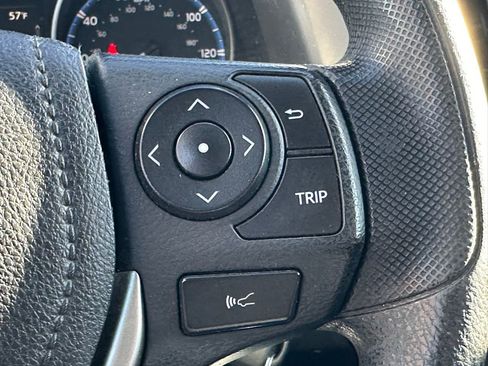 Used 2017 Toyota RAV4 LE image 25