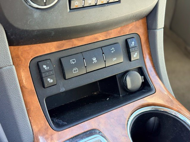 Used 2011 Buick Enclave CXL FWD image 14