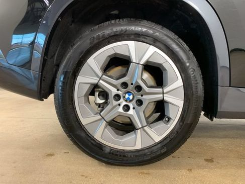 Used 2025 BMW X1 xDrive28i AWD/4WD image 38
