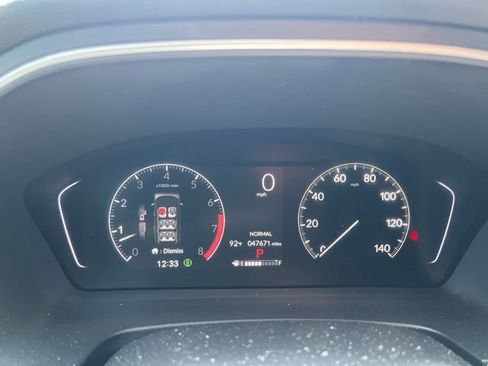 Used 2025 Honda Pilot Touring image 20