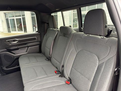 Used 2025 RAM 1500 Big Horn AWD/4WD image 18