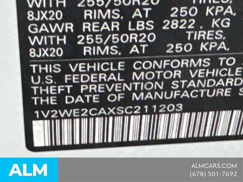 Used 2025 Volkswagen Atlas Cross Sport SE FWD image 37