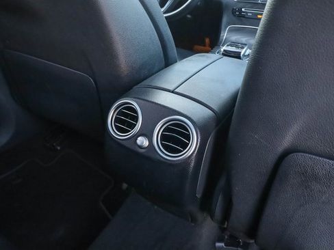 Used 2018 Mercedes-Benz GLC 300 4MATIC image 51