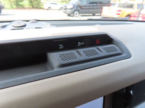 Used 2025 Ford Bronco Big Bend image 22