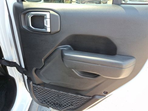 Used 2023 Jeep Wrangler Unlimited Sport AWD/4WD image 14