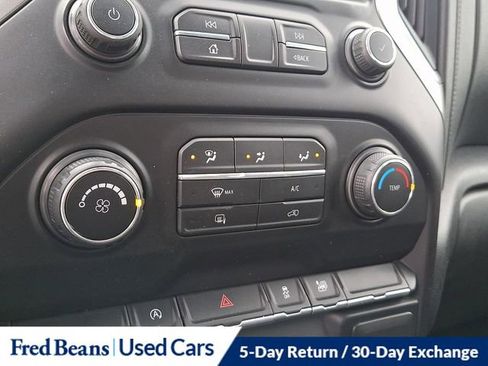 Used 2020 Chevrolet Silverado 1500 LT image 23