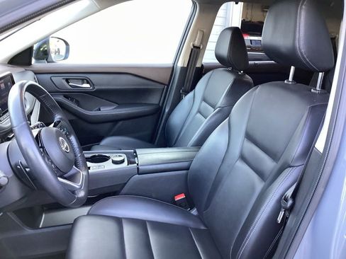 Used 2023 Nissan Rogue SV w/ SV Premium Package image 5