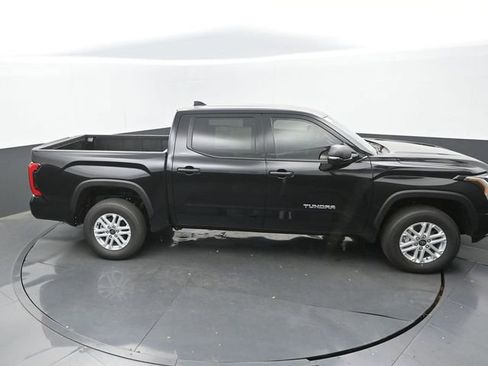 New 2026 Toyota Tundra SR5 w/ SR5 Convenience Package AWD/4WD image 27