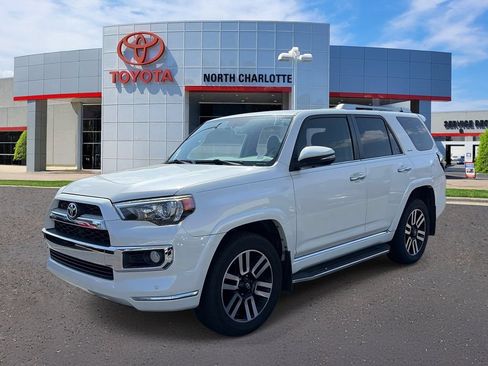 Used 2019 Toyota 4Runner Limited AWD/4WD image 3