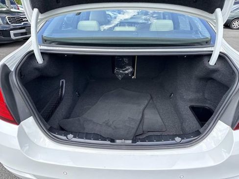 Used 2016 BMW 528i Sedan RWD image 12
