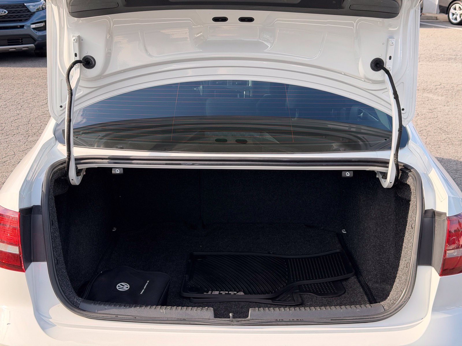Used 2018 Volkswagen Jetta S FWD image 12