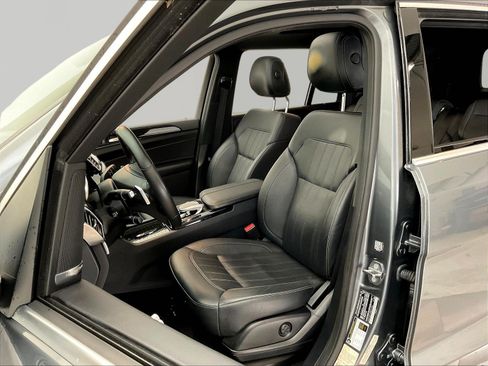 Certified 2019 Mercedes-Benz GLS 450 4MATIC image 21