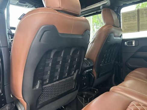 Used 2021 Jeep Wrangler Unlimited Rubicon AWD/4WD image 44
