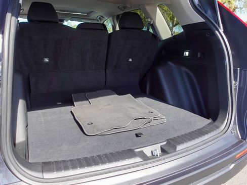 Used 2025 Honda CR-V EX image 29