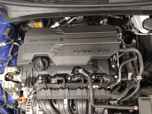 Used 2023 Hyundai Elantra SEL w/ Convenience Package image 30