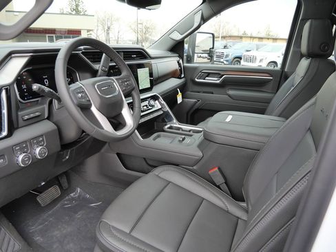 New 2026 GMC Sierra 3500 Denali w/ Denali Reserve Package AWD/4WD image 35