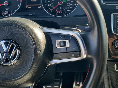 Used 2017 Volkswagen GTI Sport image 18