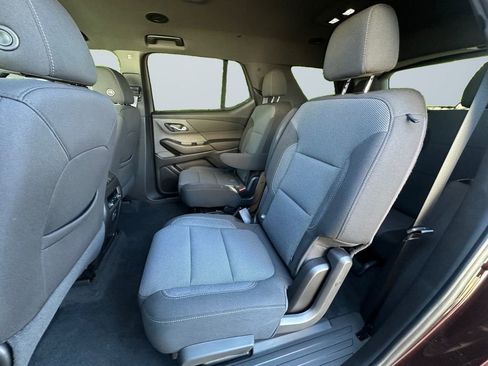 Used 2022 Chevrolet Traverse LT AWD/4WD image 13