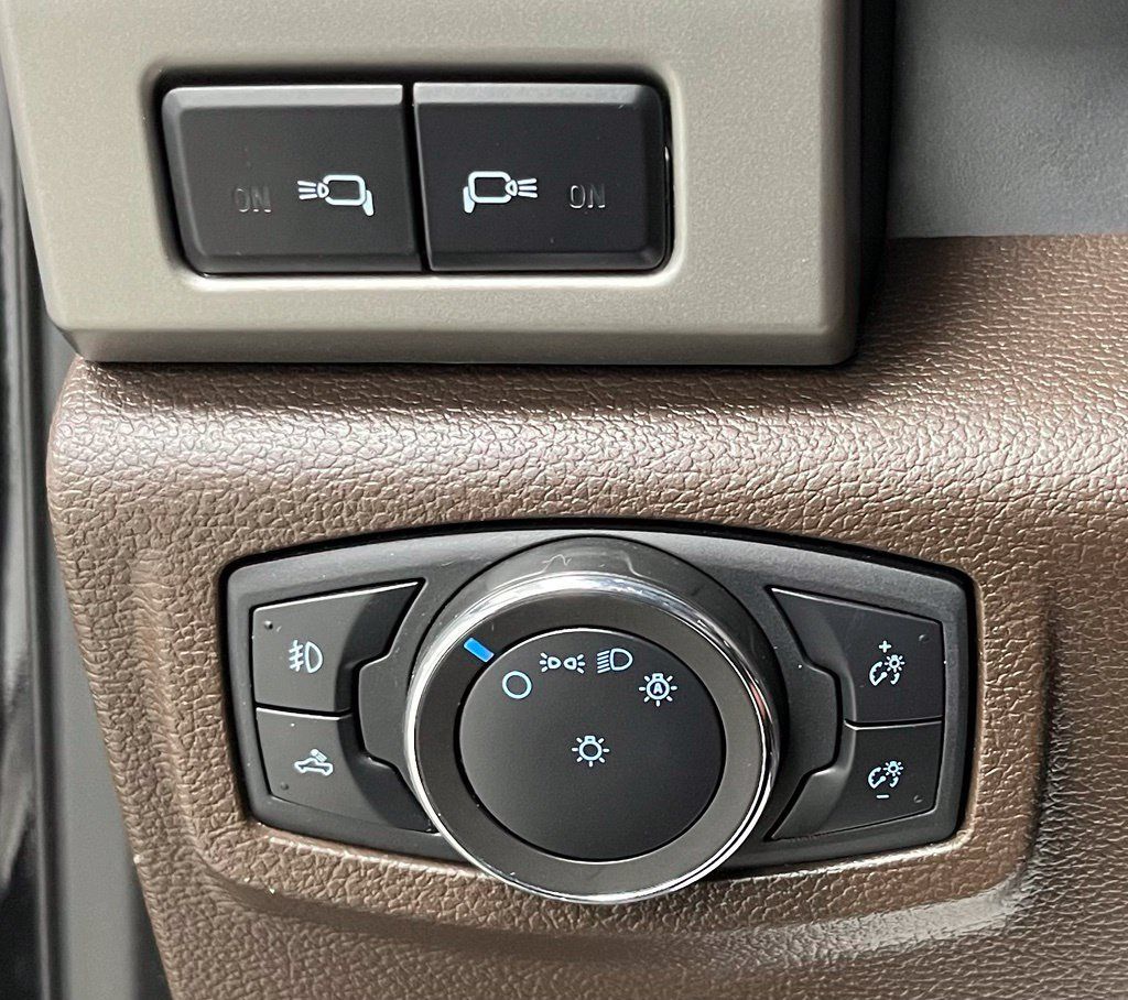 Used 2020 Ford F250 King Ranch w/ King Ranch Ultimate Package AWD/4WD image 29