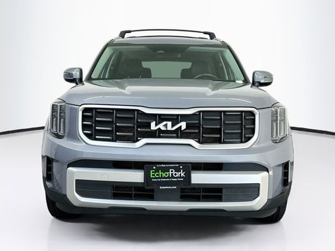 Used 2025 Kia Telluride S AWD/4WD image 2