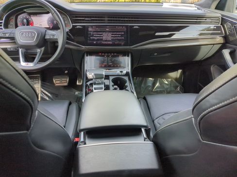 Certified 2021 Audi SQ8 Prestige image 14