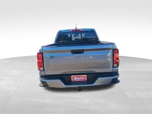 Used 2024 Chevrolet Colorado LT w/ LT Convenience Package AWD/4WD image 4