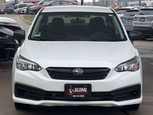Used 2020 Subaru Impreza 2.0i image 2