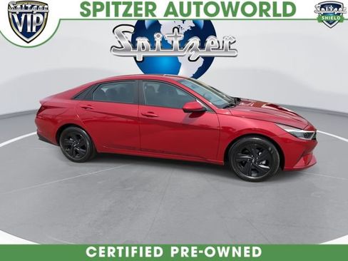 Used 2023 Hyundai Elantra SEL w/ Cargo Package FWD image 10