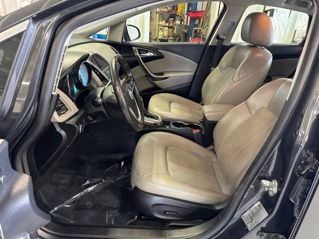 Used 2014 Buick Verano Convenience FWD image 24