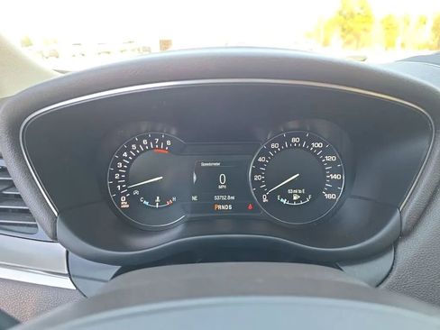 Used 2017 Lincoln MKC Premiere image 18