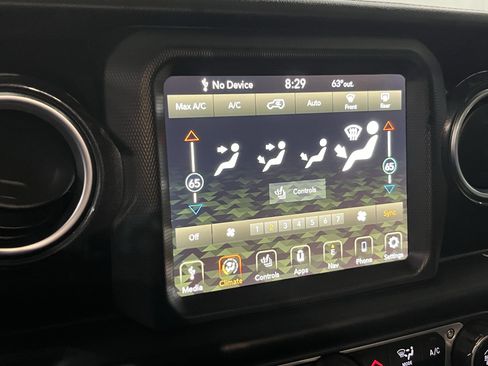 Used 2023 Jeep Wrangler Unlimited Rubicon 392 image 24