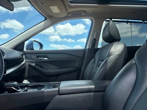 Certified 2023 Nissan Rogue SV w/ SV Premium B Package FWD image 40